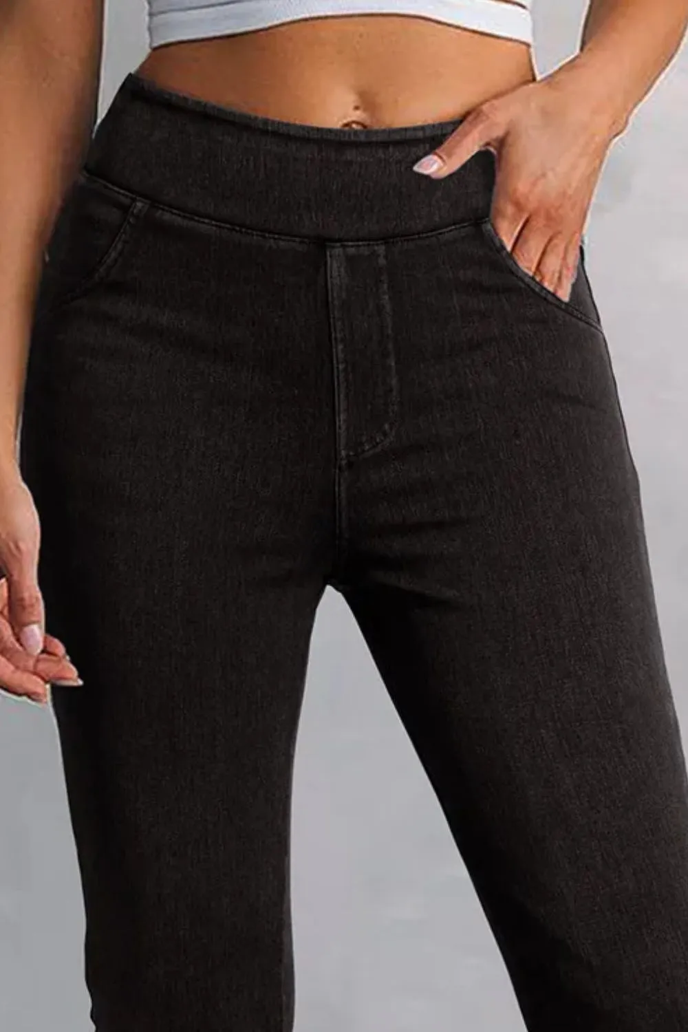 Versatile Skinny Pocketed Denim Jeans