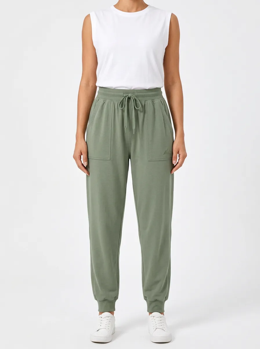 Women's Mountain Embroidered Patch-Pocket Jogger Pants