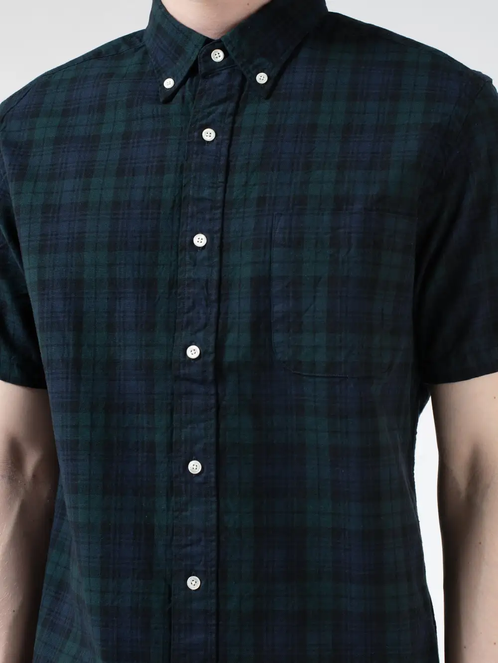 Men's Curved Hem Box Pleat Shirt