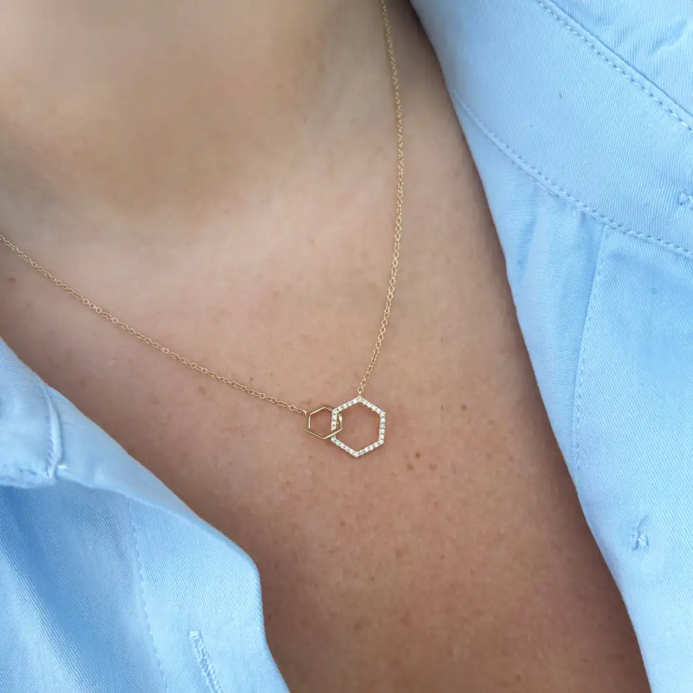 Contemporary Sculpted Classic Diamond Necklace