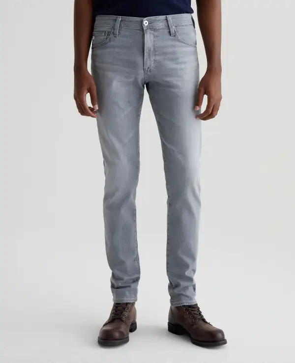 Men's Modern Slim-Fit Jeans