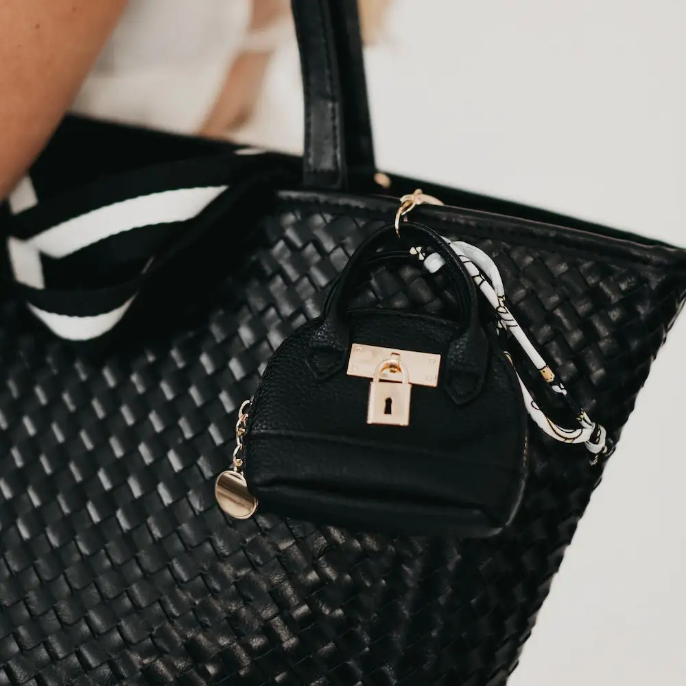 It Girl Bag Charm