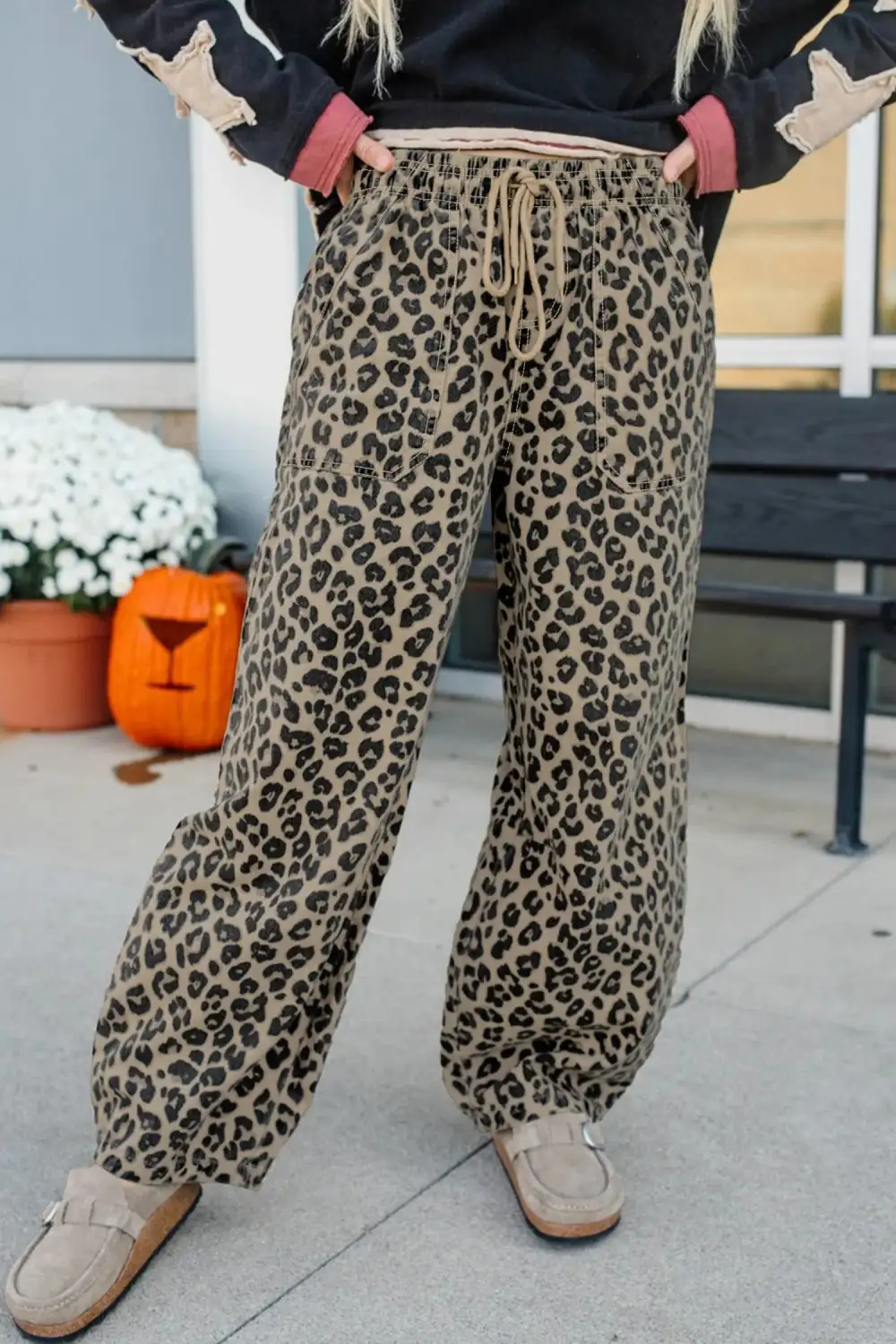 Leopard Print Drawstring Elastic Waist Loose Denim Pants with Pockets