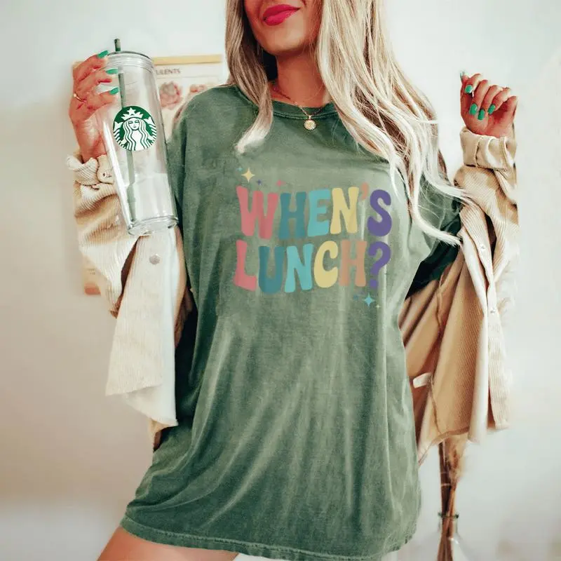 When's Lunch Cooking Lunch Lady Culinary Groovy Women's Oversized Comfort T-Shirt