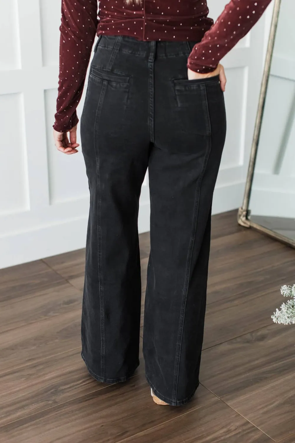 High-Rise Wide Leg Clean Finish Everyday Jeans