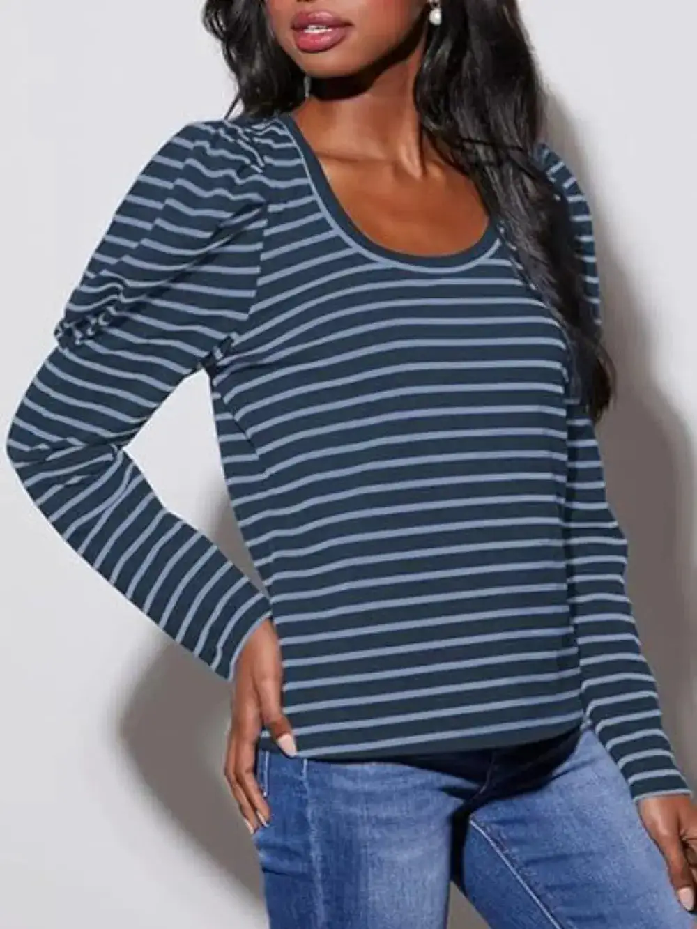 Modern Striped Round Neck Long Sleeve T-Shirt
