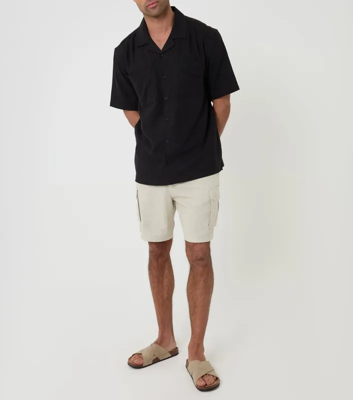 Black Relaxed-Fit Linen-Blend Short-Sleeve Shirt