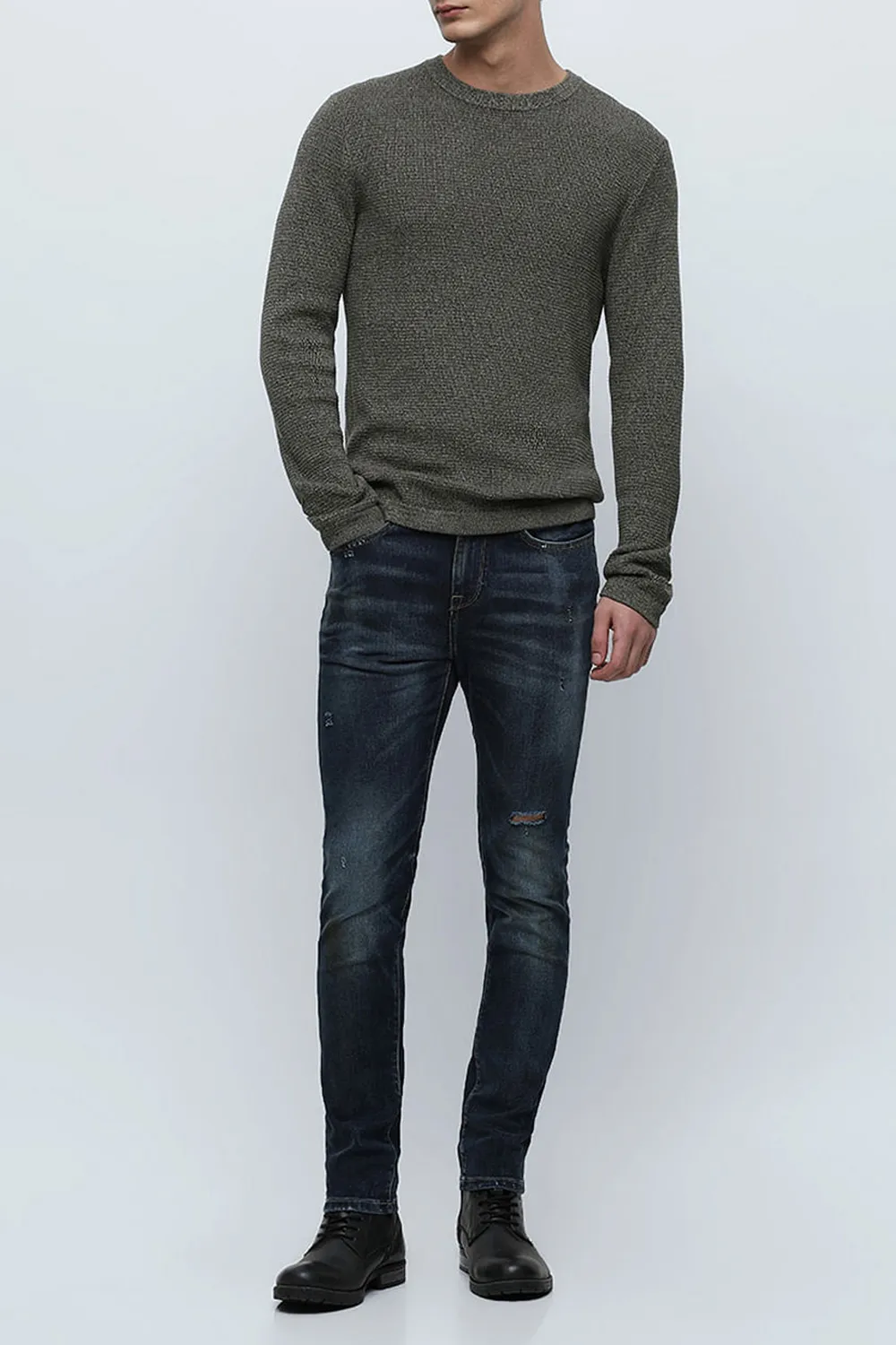 Mid Rise Fit Jeans