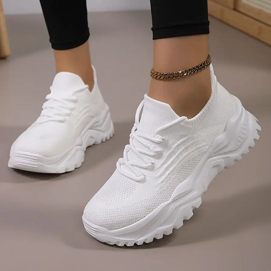 Round Toe Platform Athletic Shoes