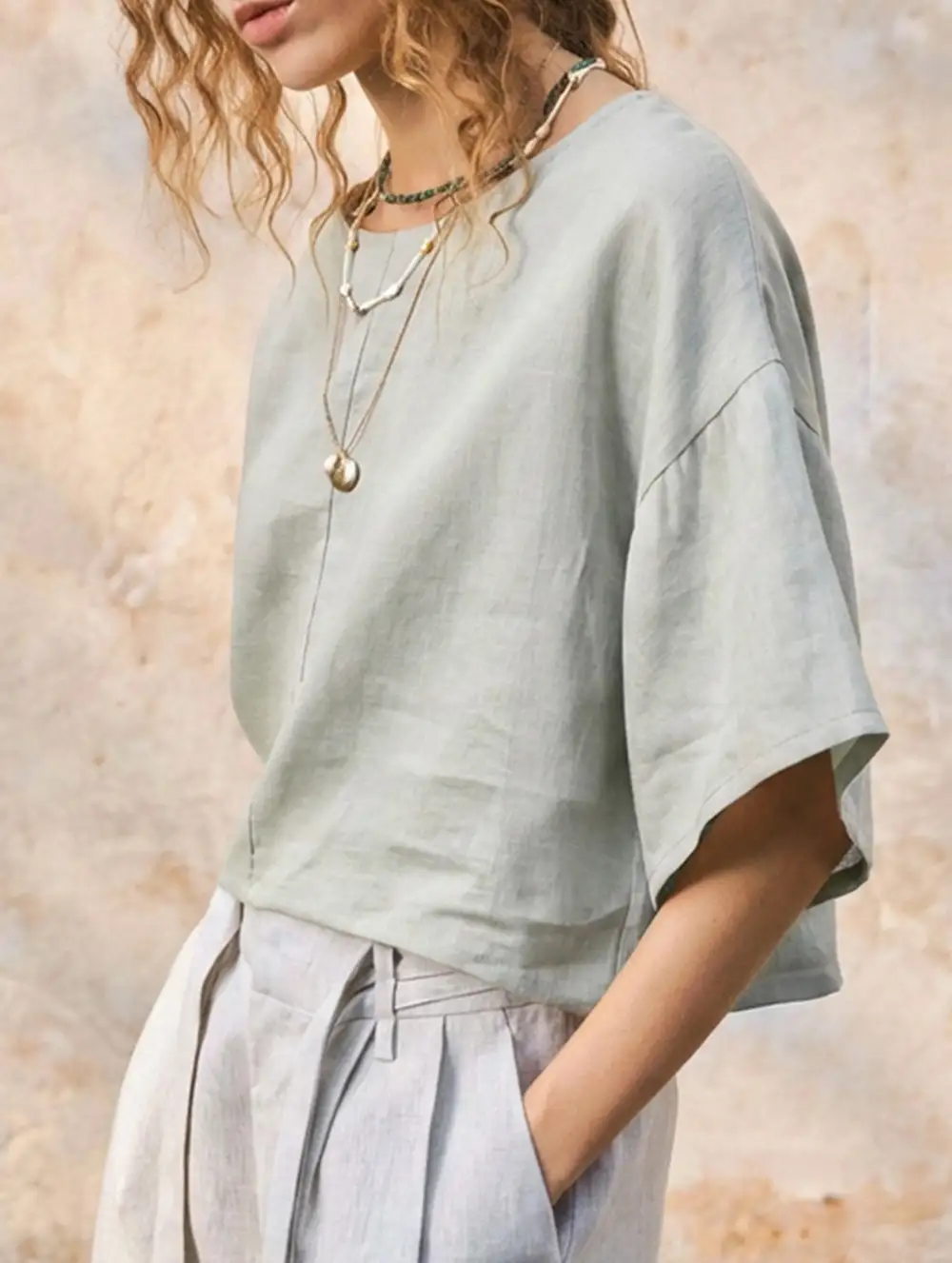 Linen Crew Neck Short Sleeve Tee