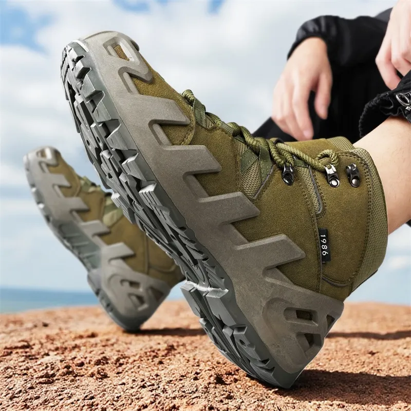 Men's Cushioned Hiking Shoes