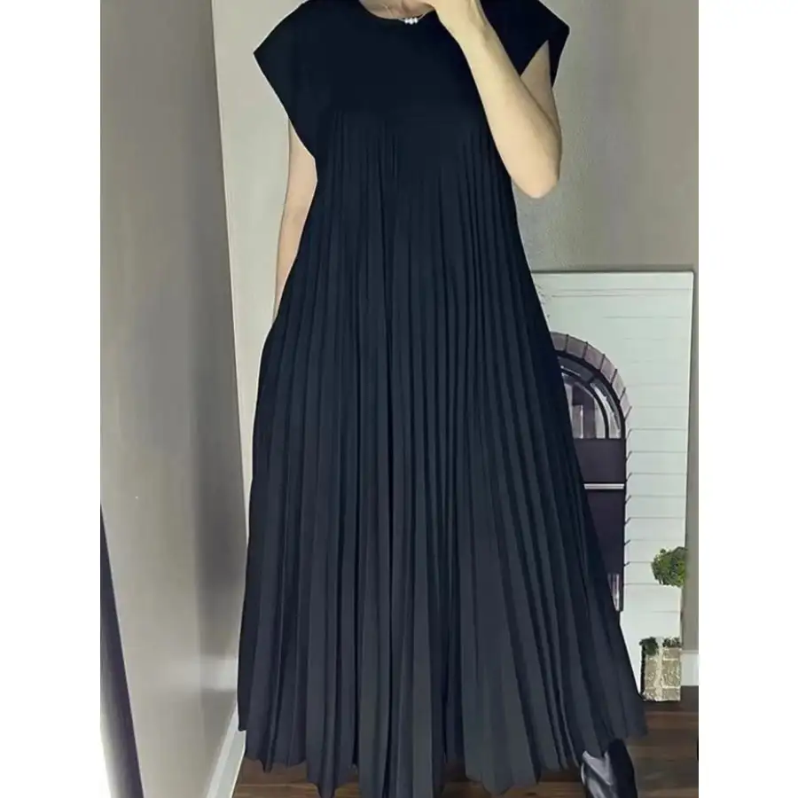Classic Full Size Pleated Round Neck Maxi Dress Plus Size