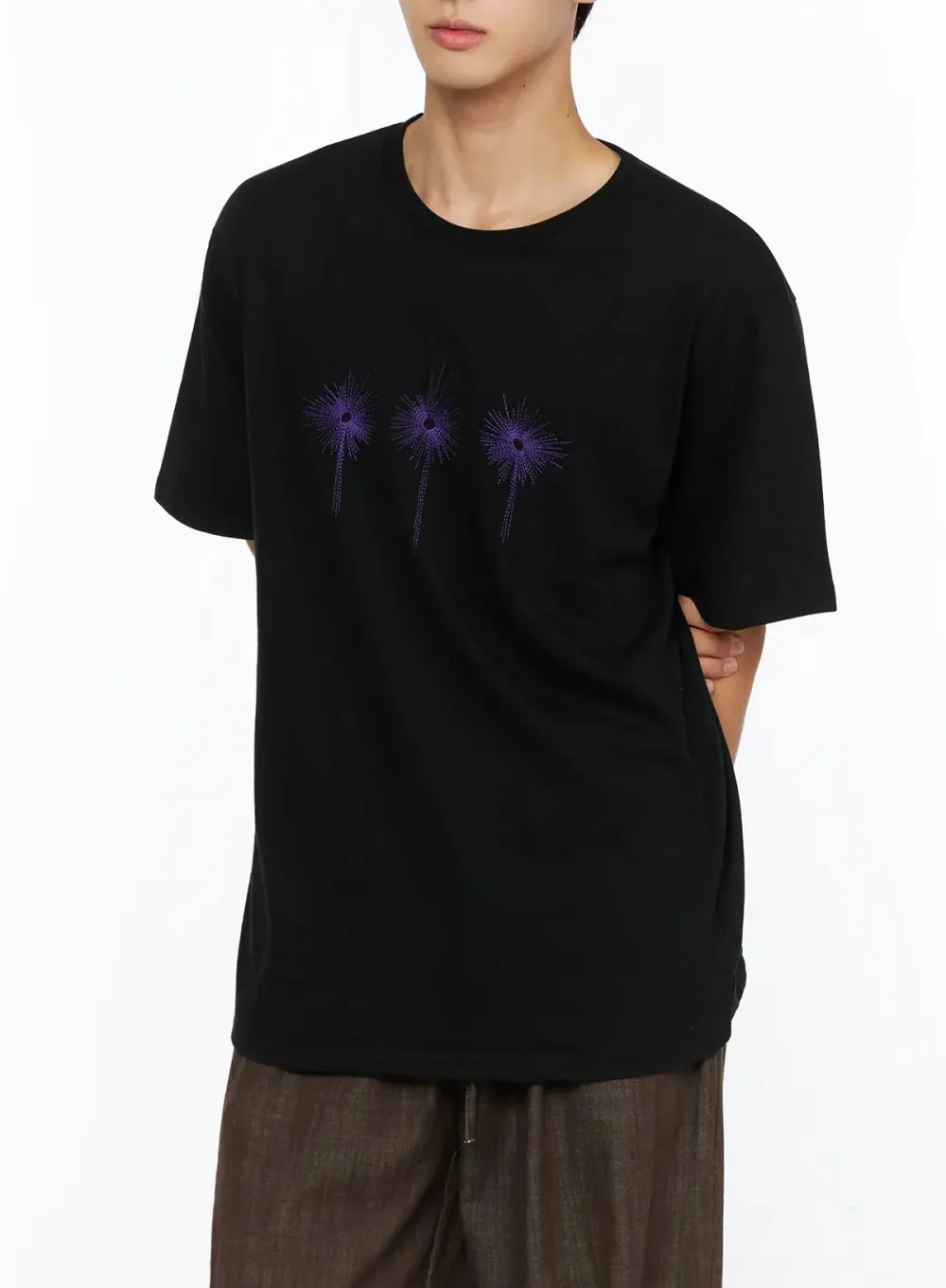 Men's Embroidered Graphic Tee