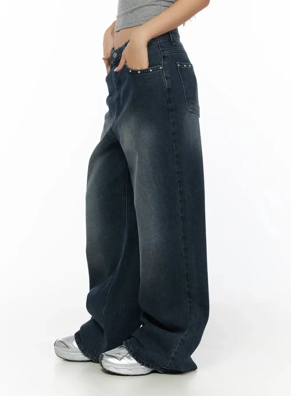 Casual Low-Rise Baggy Jeans