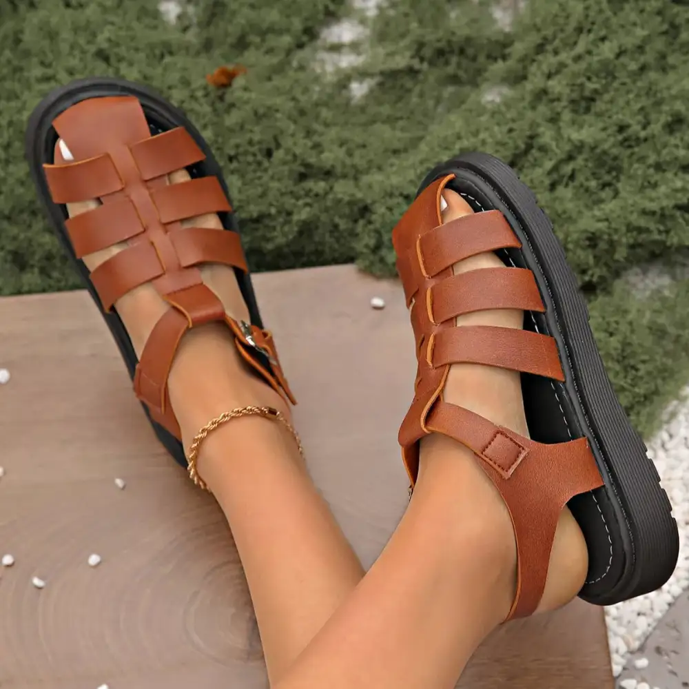 Round Toe Platform Sandals