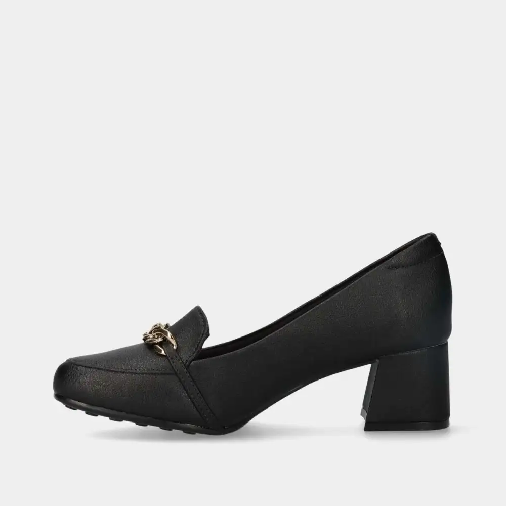 Tailored Refined Classic Comfort Pumps