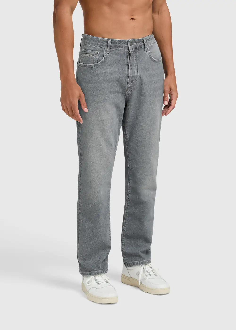 Straight Jeans