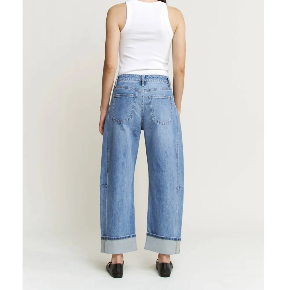 Women's Cuffed High-Rise Barrel Jeans