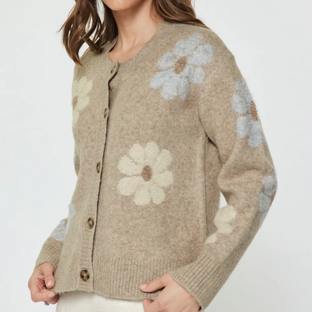 Daisy Motif Cardigan