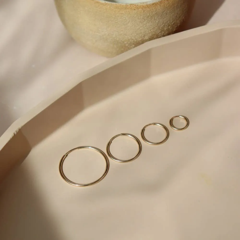 Minimal Classic Rounded Hoop Earrings