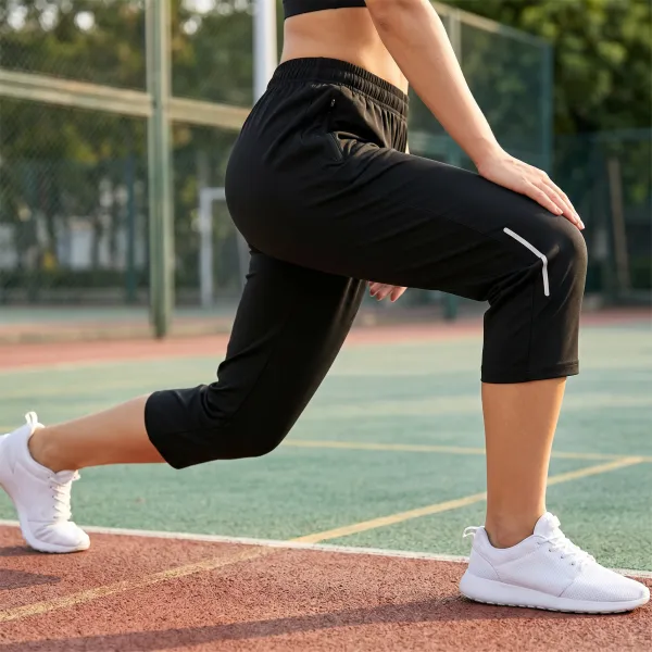 Capri Pants with Zip Pockets