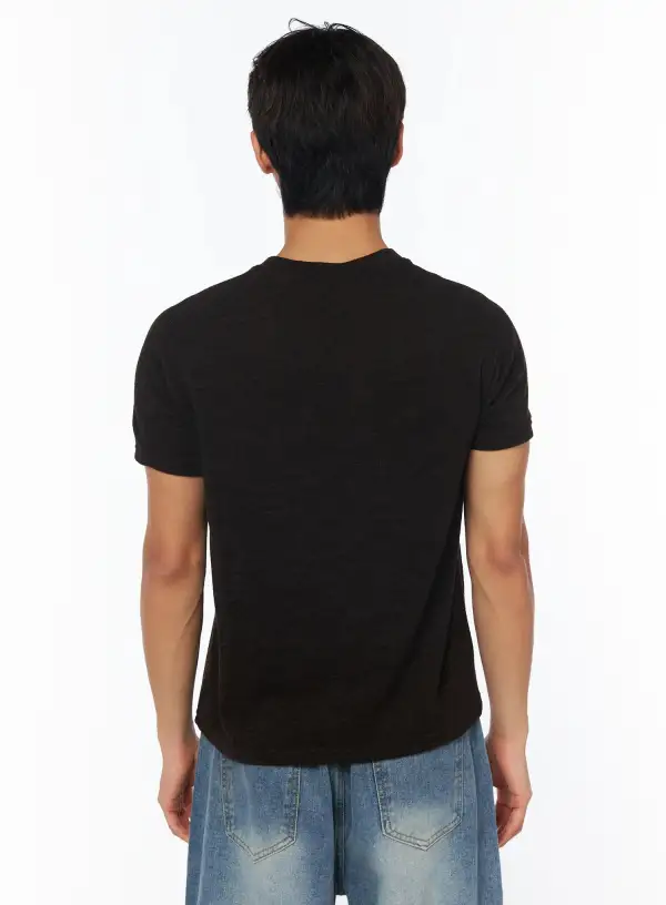 Men's Basic V-Neck T-Shirt