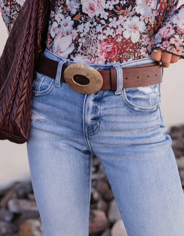 Rustic Oval Buckle Waist Belt