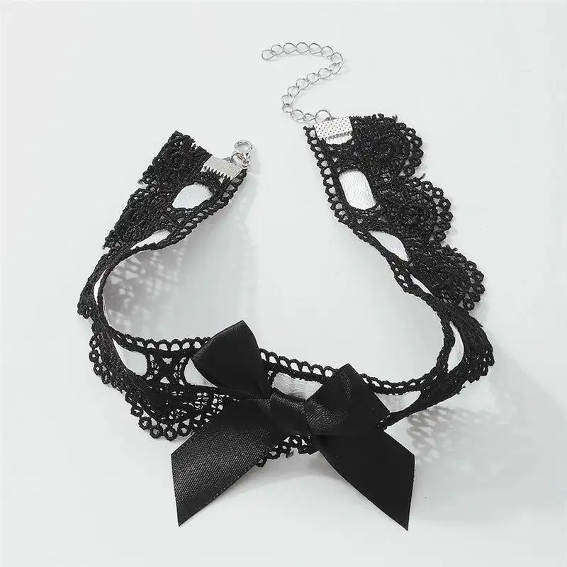 Lace Bow Necklace