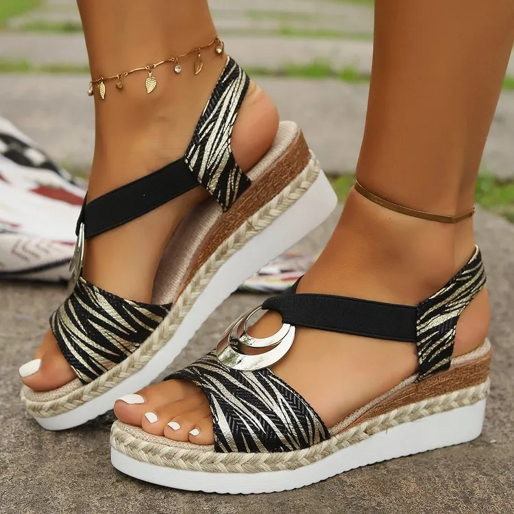 Simple Peep-Toe Heeled Sandals