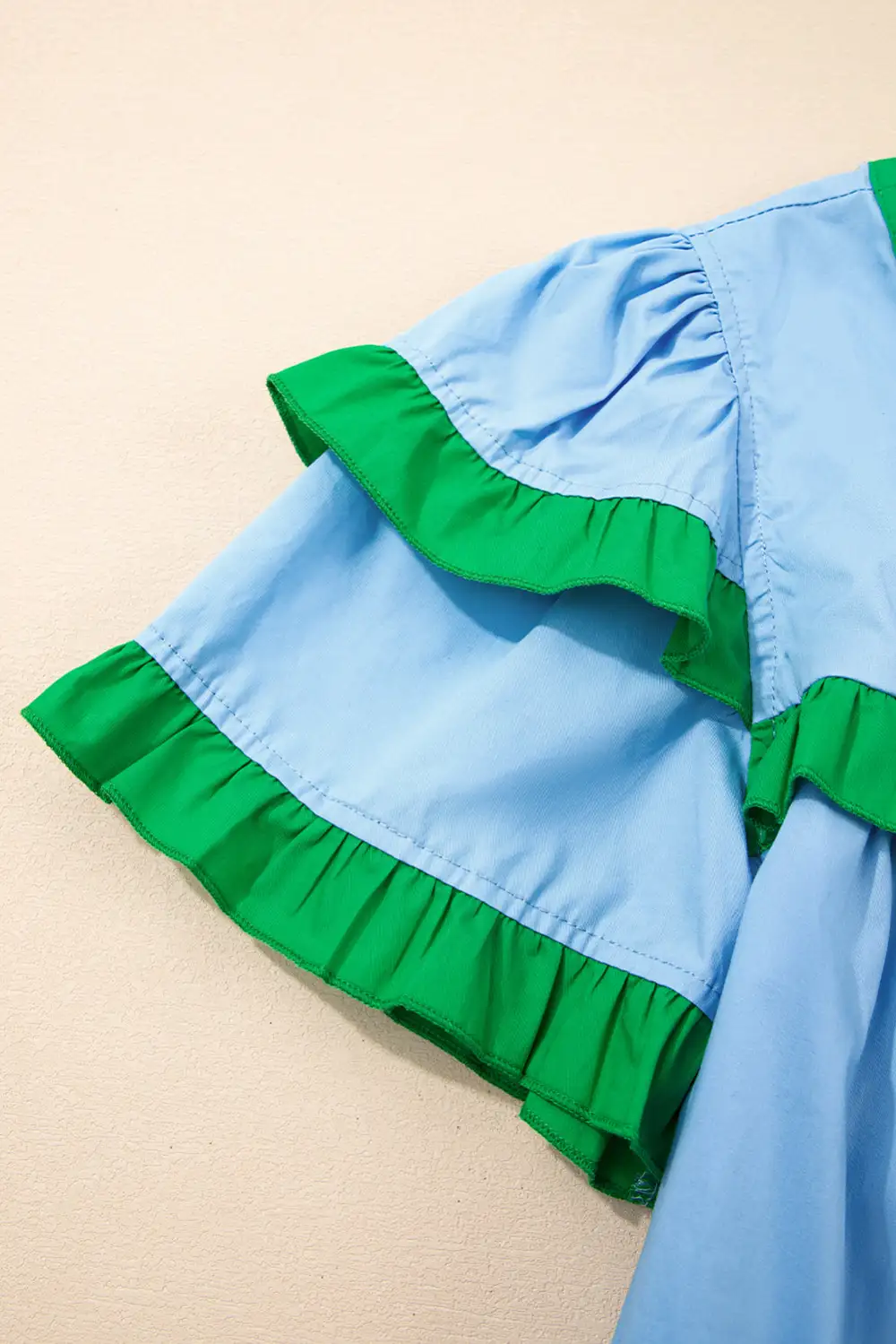 Contrast Notched Neck Frilly Detail Short Sleeve Blouse