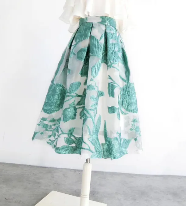 Subtle Commuter Everyday Casual Skirt