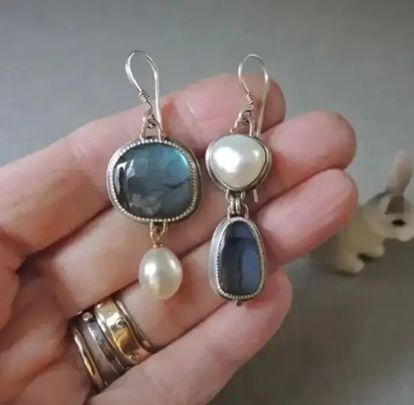 Modern Modern Jewelry Set