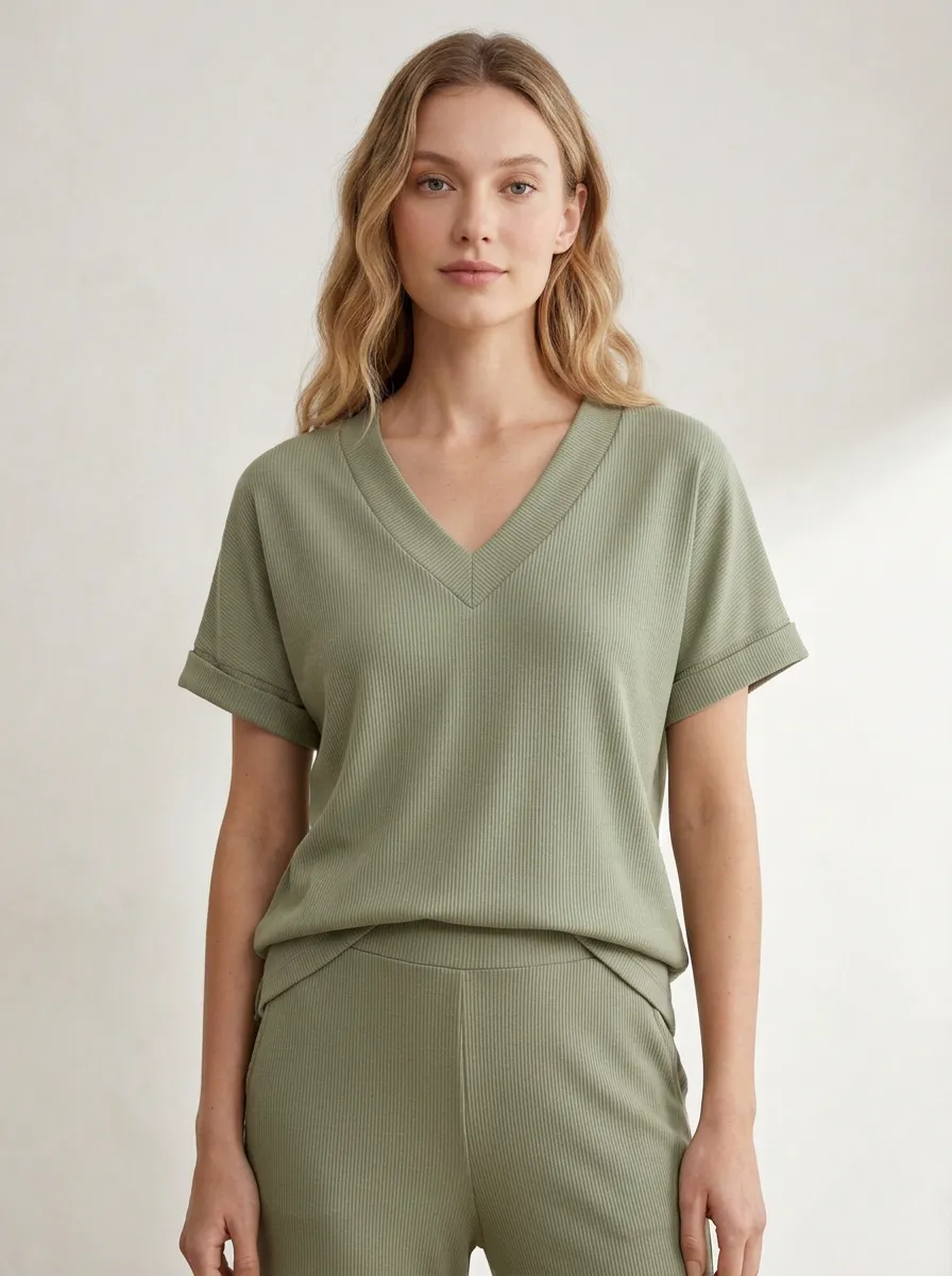 Everyday Women's V-Neck Shirt
