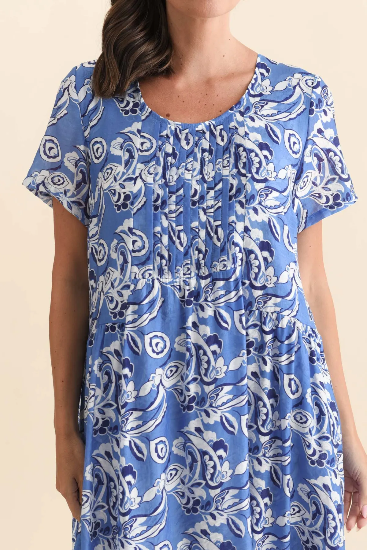 Viscose Knee-Length Floral Pocket Pleated Round-Neck Short-Sleeve Dress