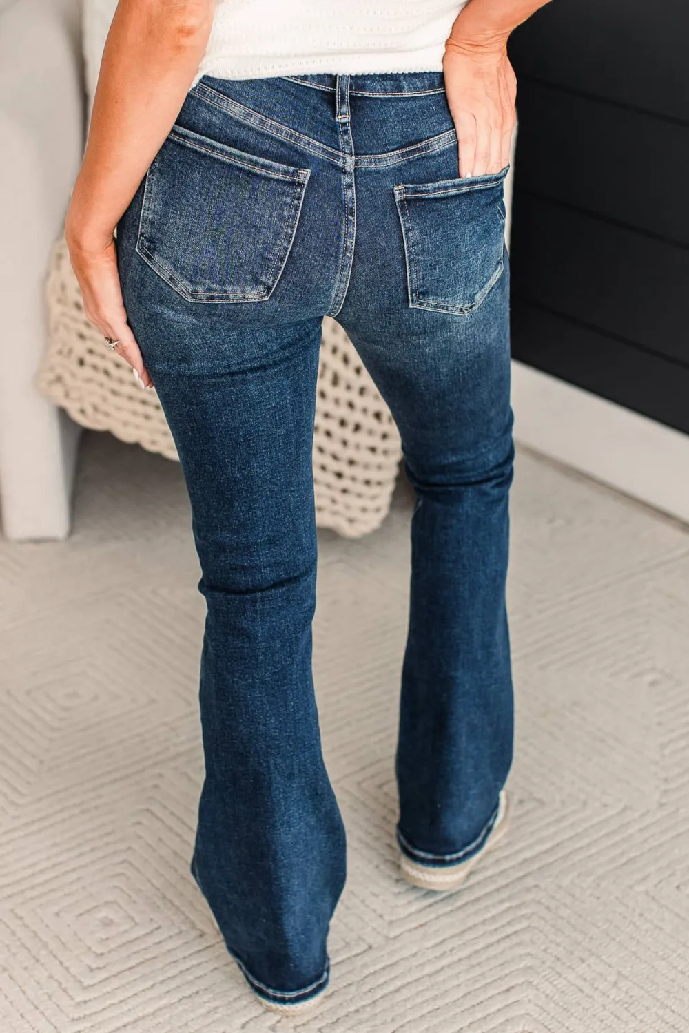 Bootcut Clean Finish Jeans