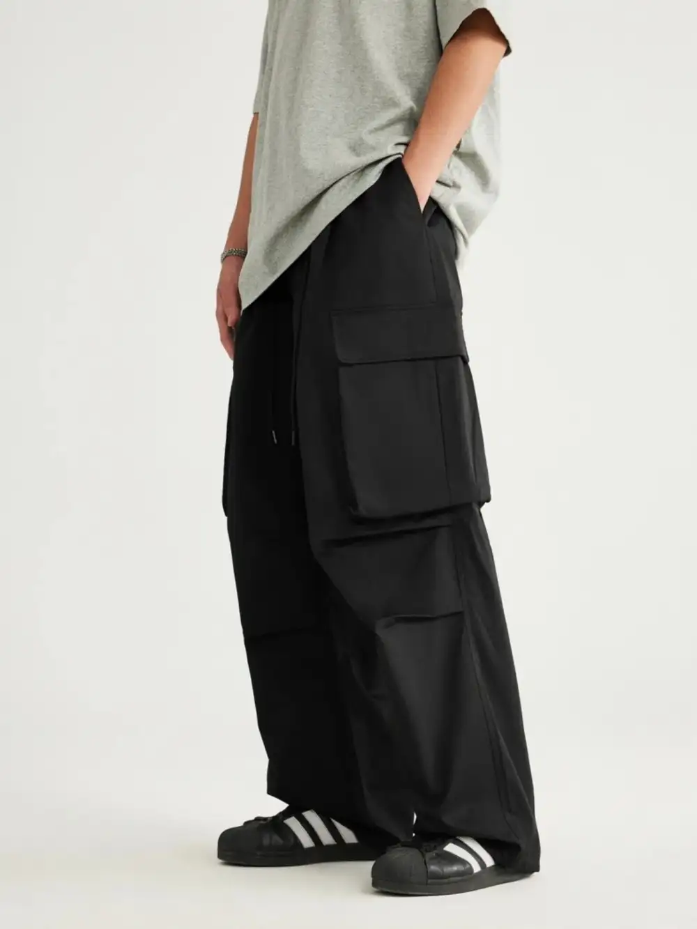Relaxed Fit Cargo Pants