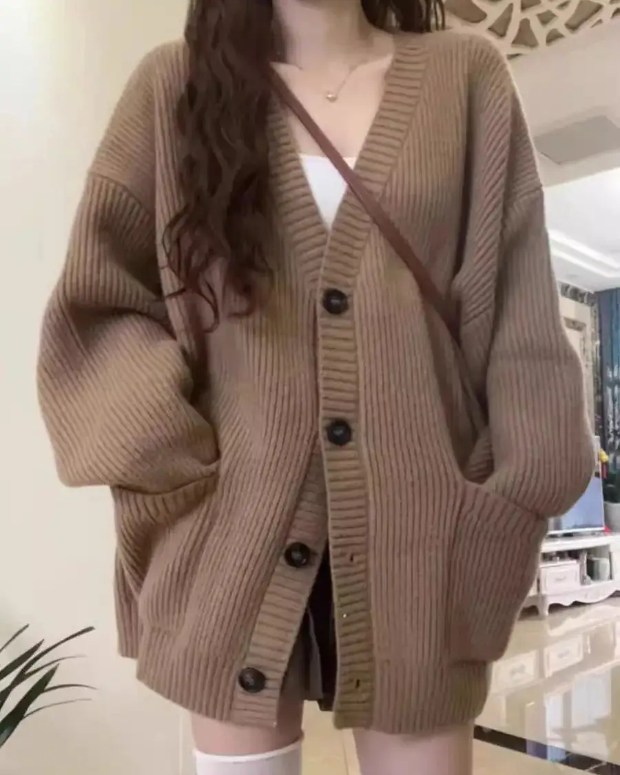 Classic Cashmere Button-Front V-Neck Relaxed-Fit Cardigan