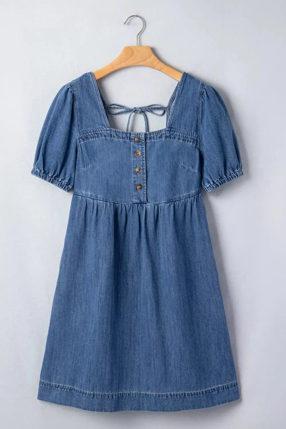 Feminine Casual Dress