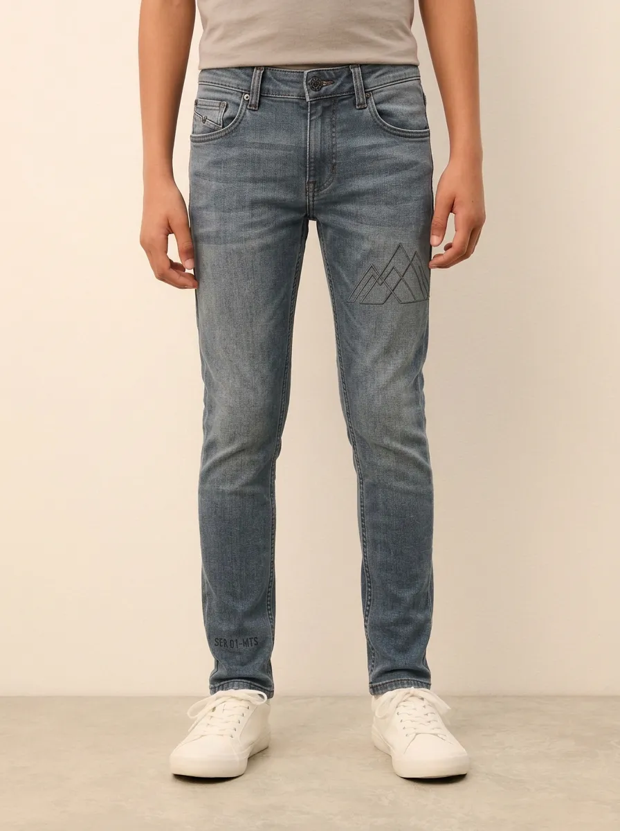 Men's Mid-Blue Mountain Graphic Geometric Stretch Jeans