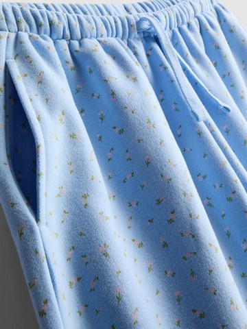 7-15yrs | Cotton Rich Ditsy Floral Balloon Leg Cuffed Joggers detail 2