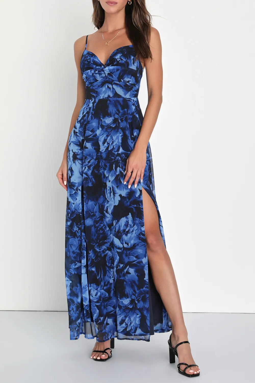 Casual Style Floral Print Twist-Front Maxi Dress
