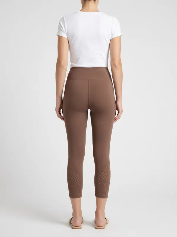 Classic Yoga-Inspired Fitness Silhouette Women's Stretch Capri Pants