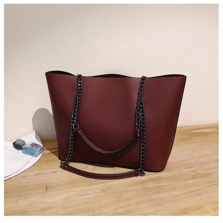 Roomy Chain Strap Tote Bag