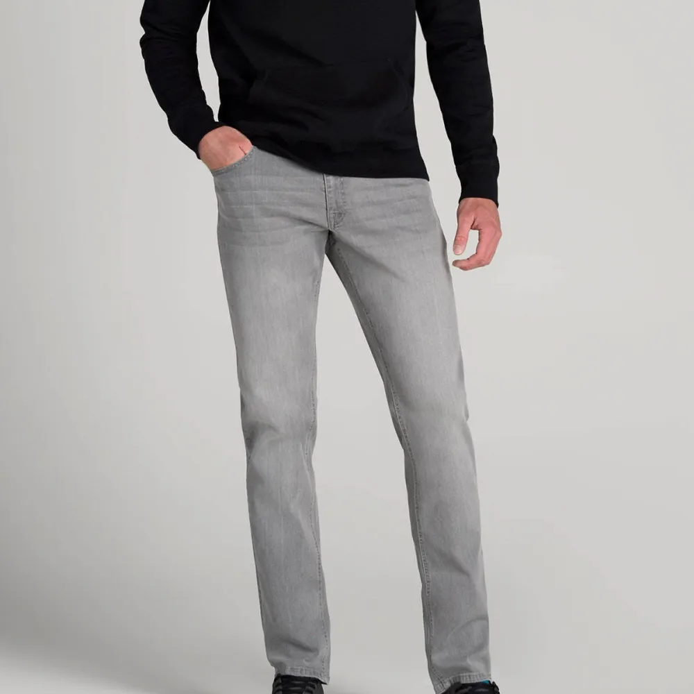 Men's Everyday Tapered Jeans