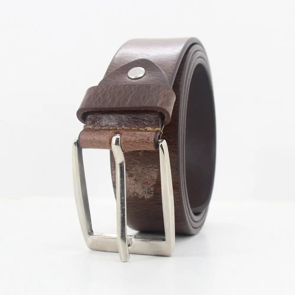 Crushed Metal Buckle Leather Belt