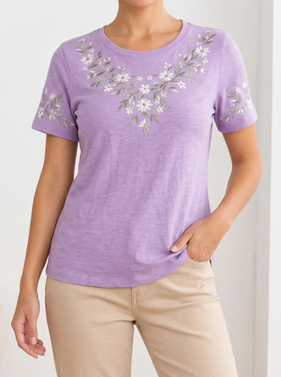 Easygoing Floral Print Embroidered Detail Women's Everyday Short Sleeve T Shirt