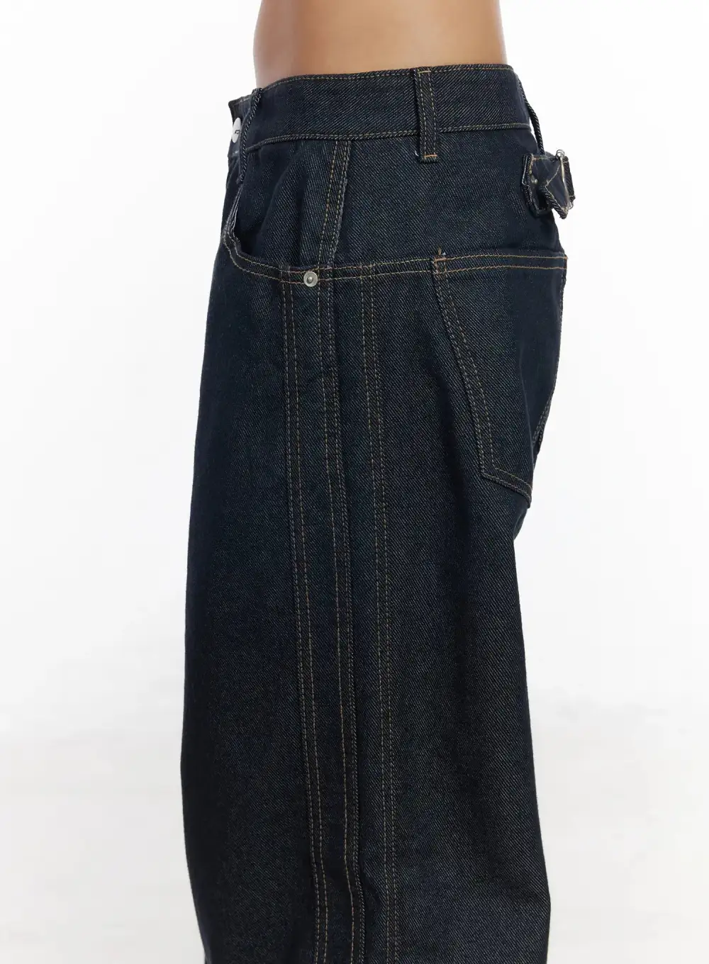 Wide-Fit Non-Fade Wide Leg Jeans