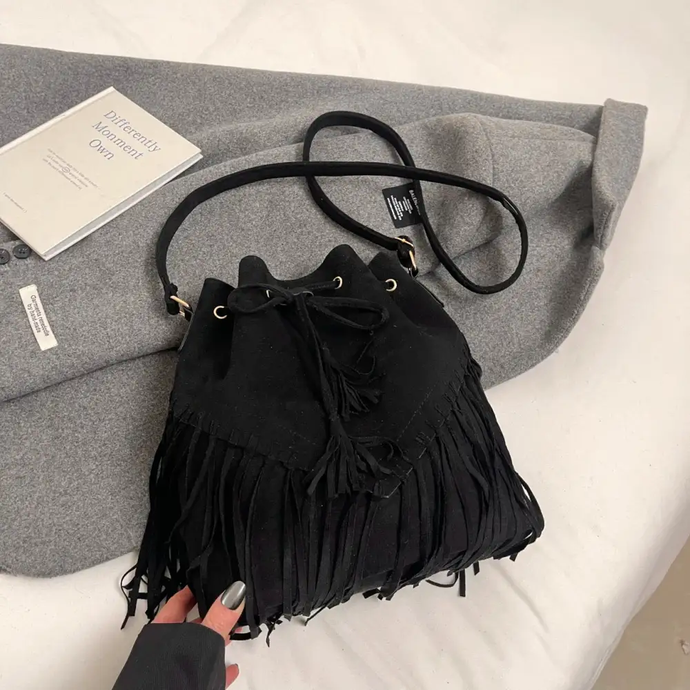 Bohemian Vintage: Soft Leather Tassel Detail Handbag