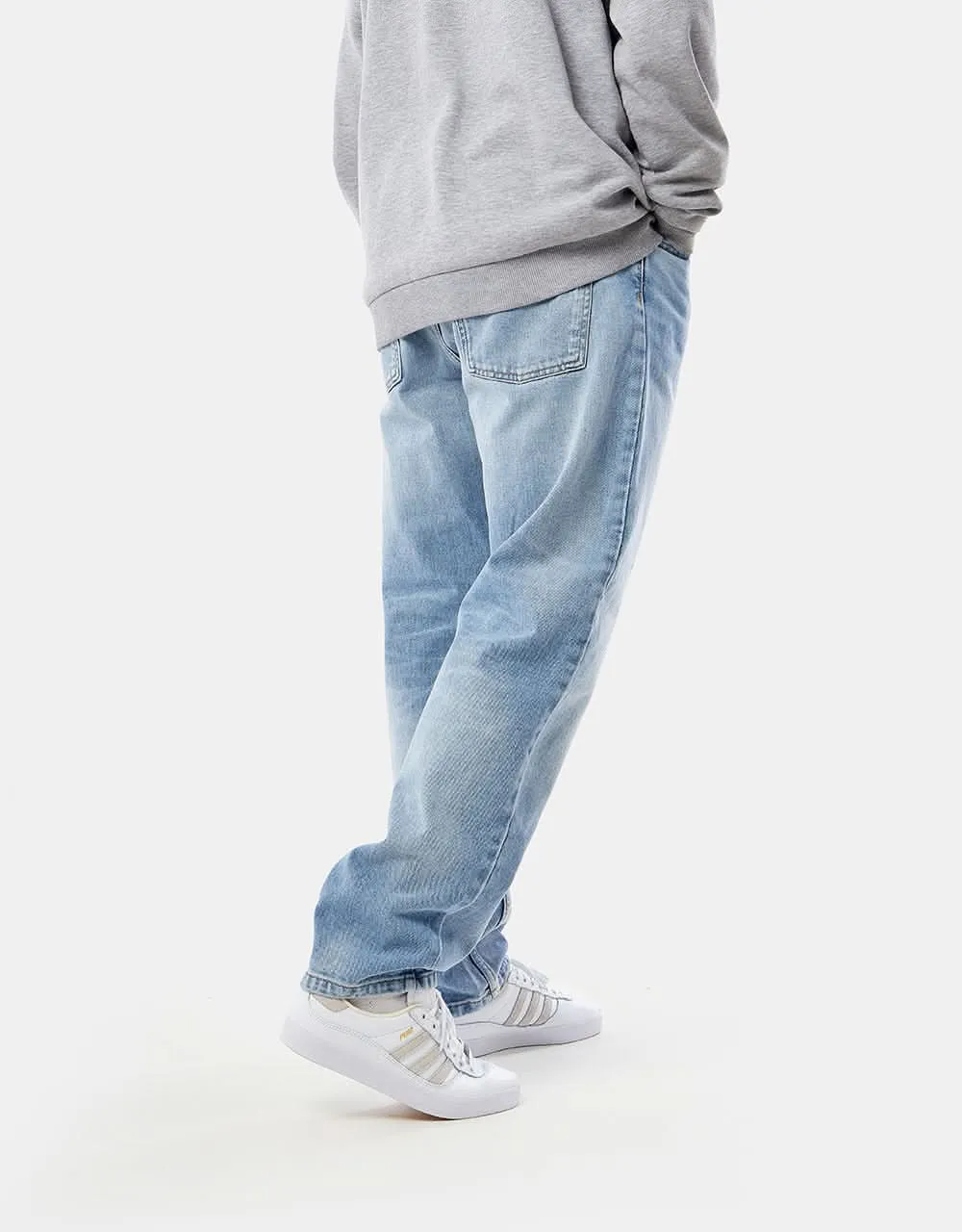 Everyday Light Used Wash Relaxed Denim Jeans