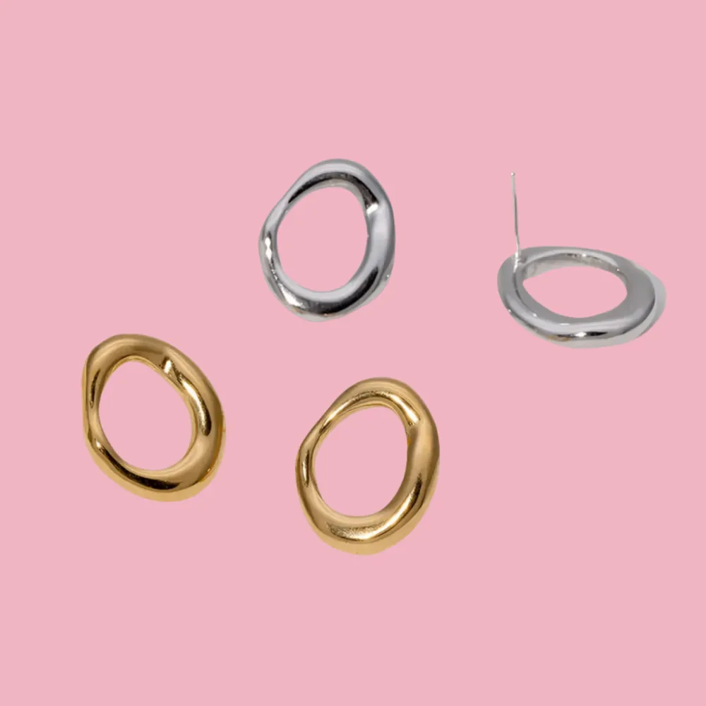 O Mini Earrings